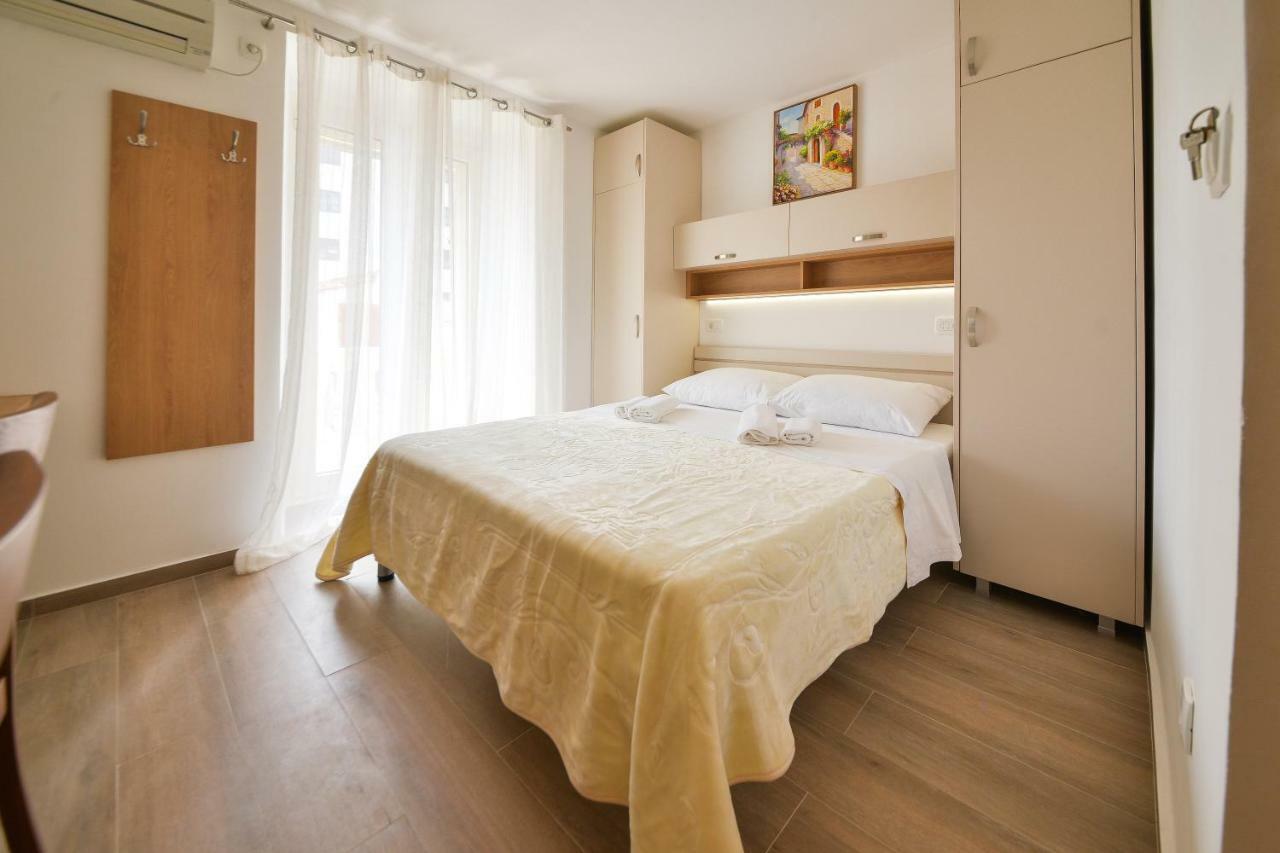 Apartmani Ljubo Rafailovic 2 Rafailovici Bagian luar foto